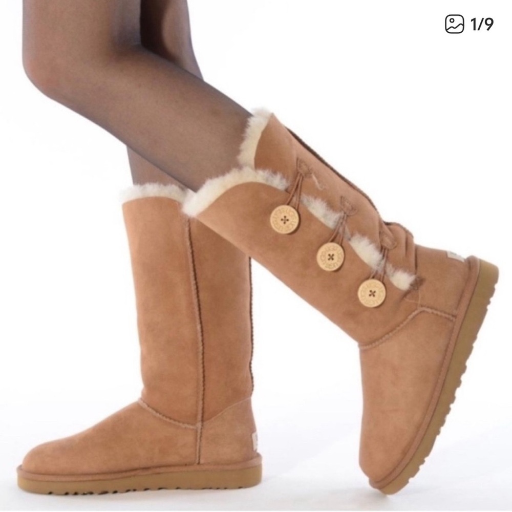 UGG Bailey Button Triplet women's boots Color Chestnut